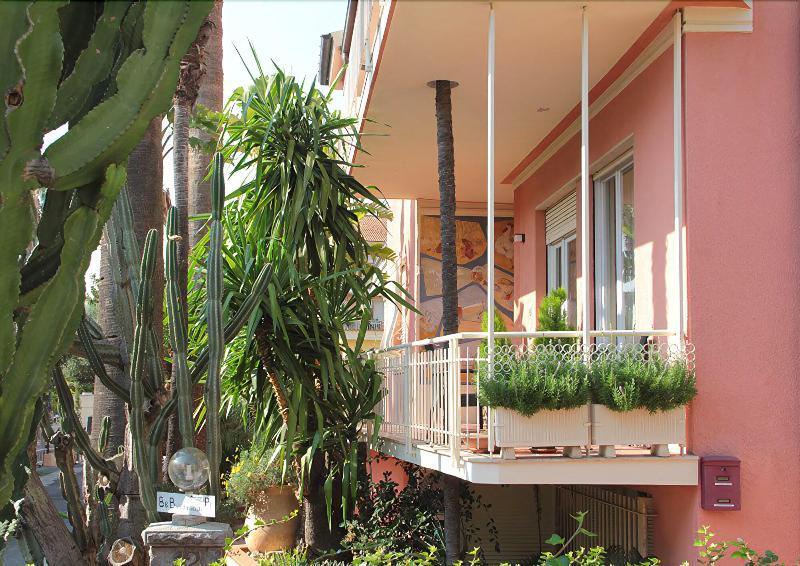 B&B Villa Mirella Bordighera Extérieur photo